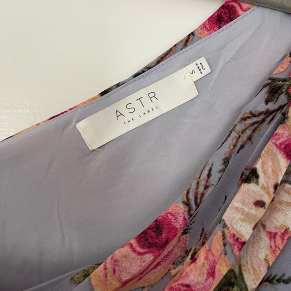 ASTR The Label Adriana Dress, Small- Wedding Guest Dress LIKE NEW - Picture 4 of 4